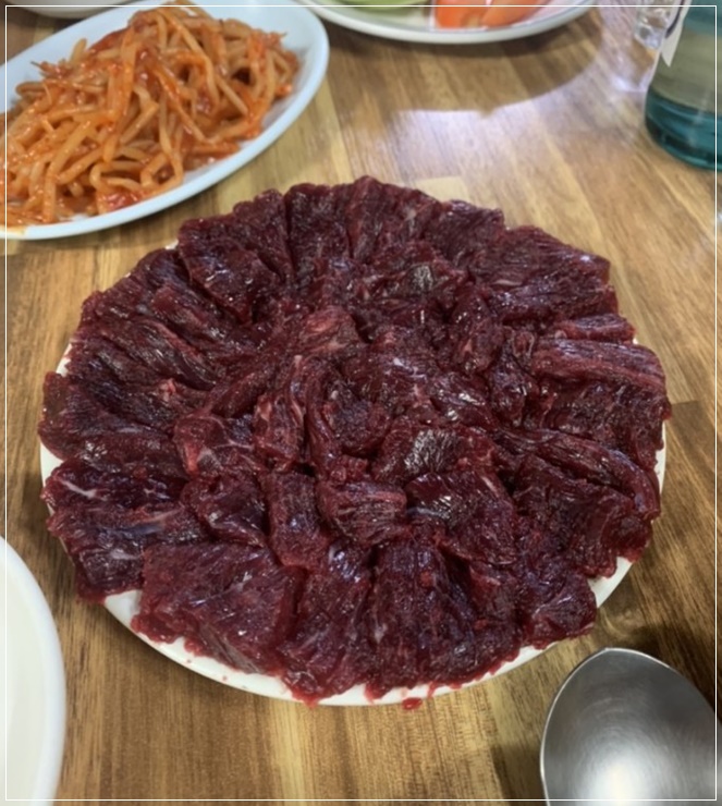  대구에서만 맛볼수 있는 소고기 뭉티기 오드래기 맛집 갔다 왔어요~