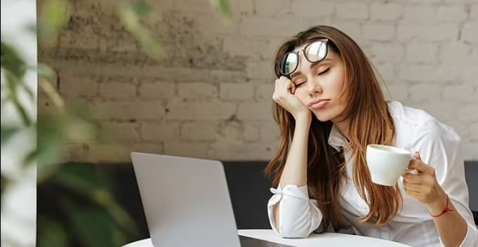  수면 부족 다섯 가지 징후  Are YOU suffering from sleep deprivation?