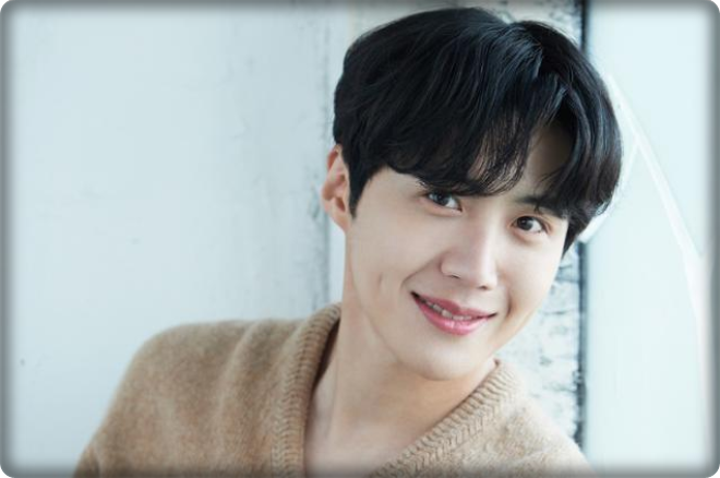  김선호 연극무대 복귀 전면 활동재개인가.??