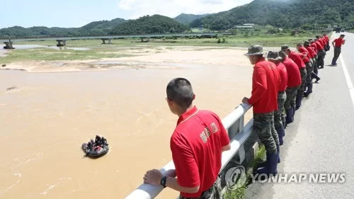  "착하게만 산 우리 아들인데"…실종 해병대원 어머니
