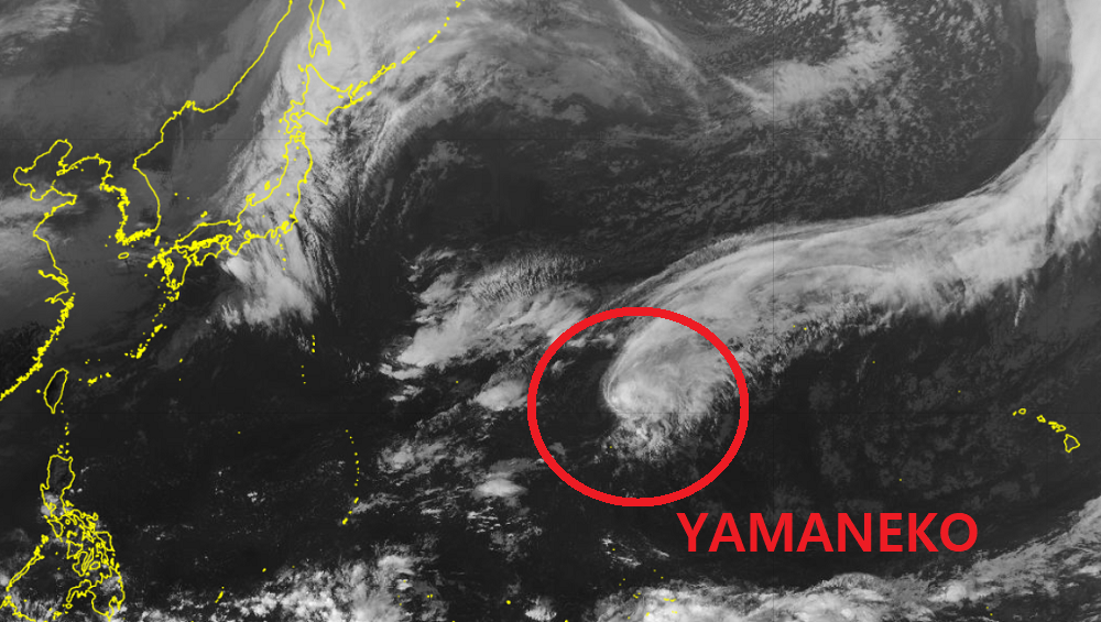 24호 태풍 야마네코 위성 영상