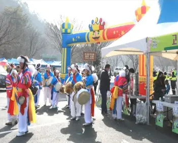 고로쇠 물 진안고원 운장산 고로쇠 축제_11