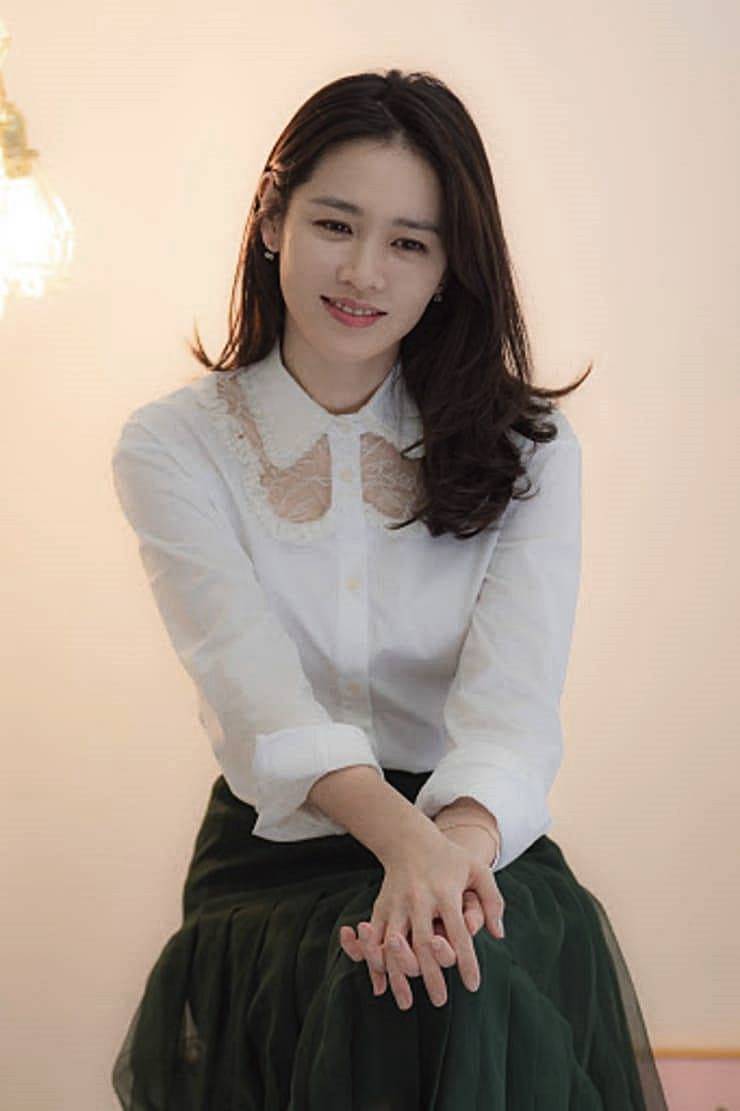 배우-손예진