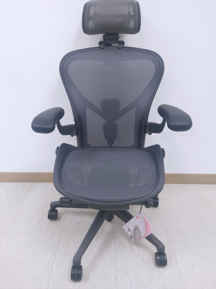  허먼밀러 뉴에어론 사용 후기