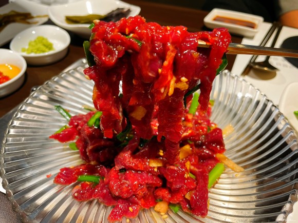  오산 맛집 : 소복한 : 육회한 녀석들
