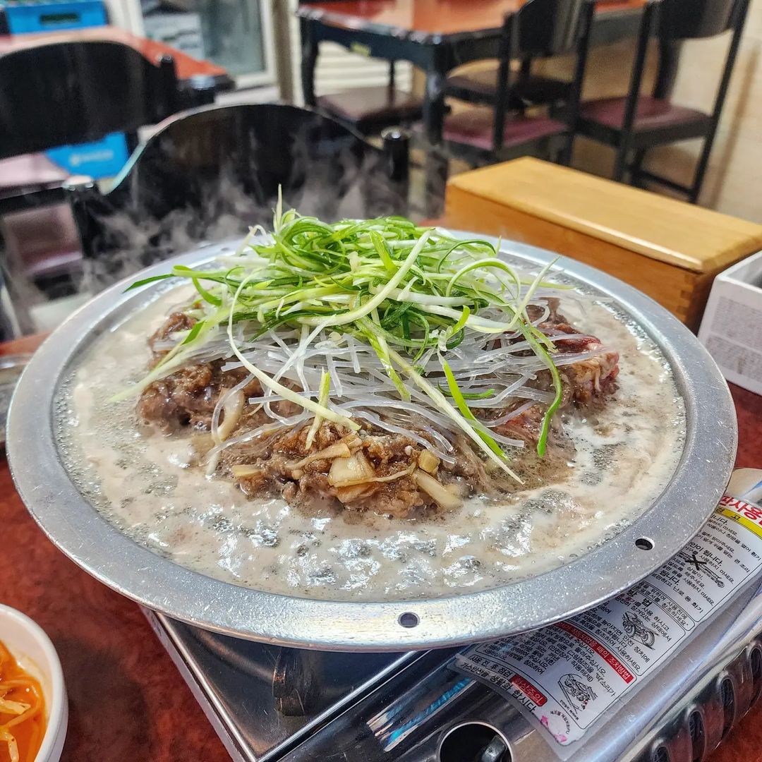 인천 신포동 신포국제시장 맛집 30년 전통 노포 옛날 불고기 백반