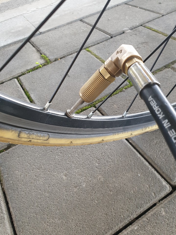 기힝 자전거 공기