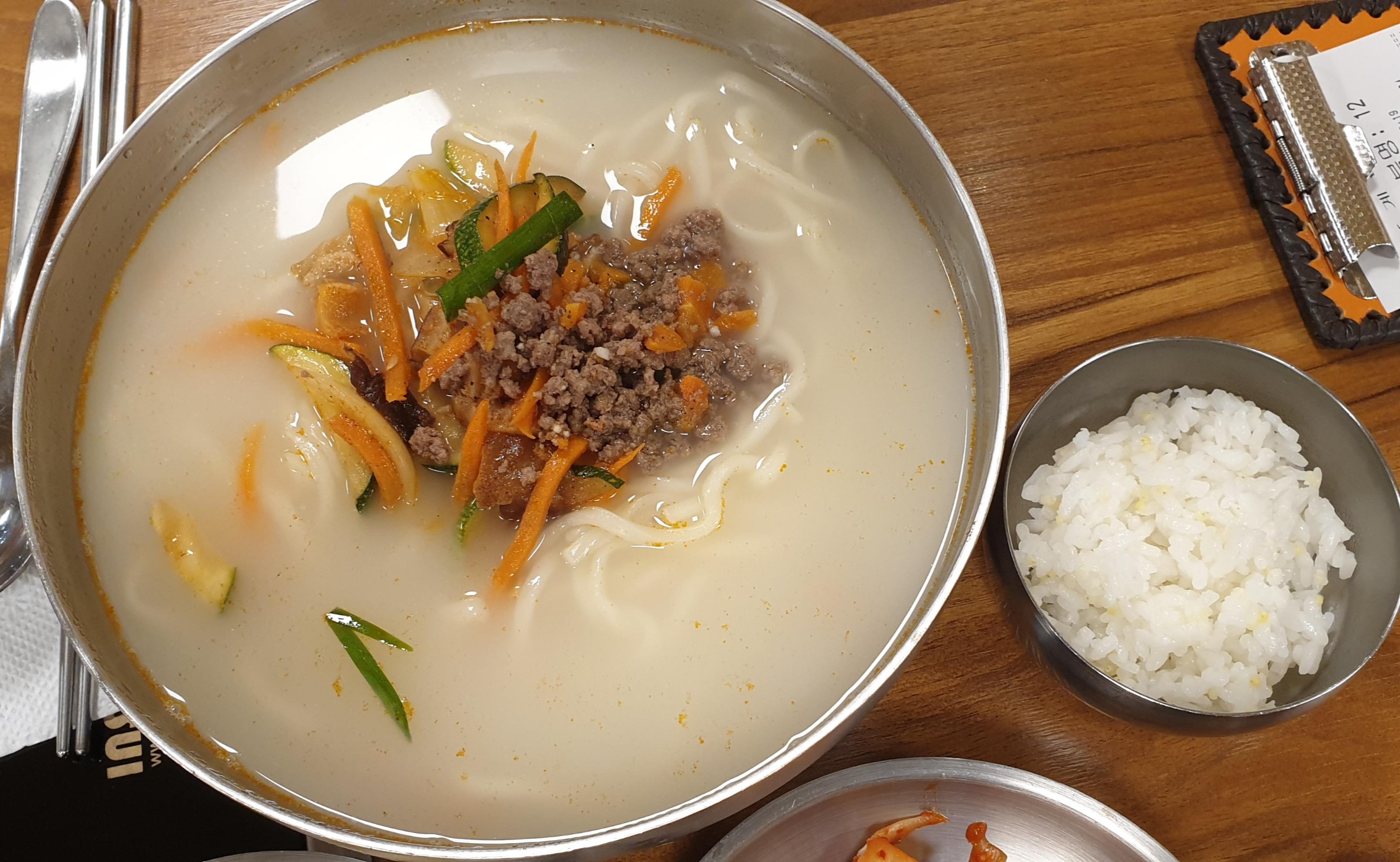  [가산디지털단지] 명동칼국수 - 보쌈정식(미니칼국수), 명동칼국수