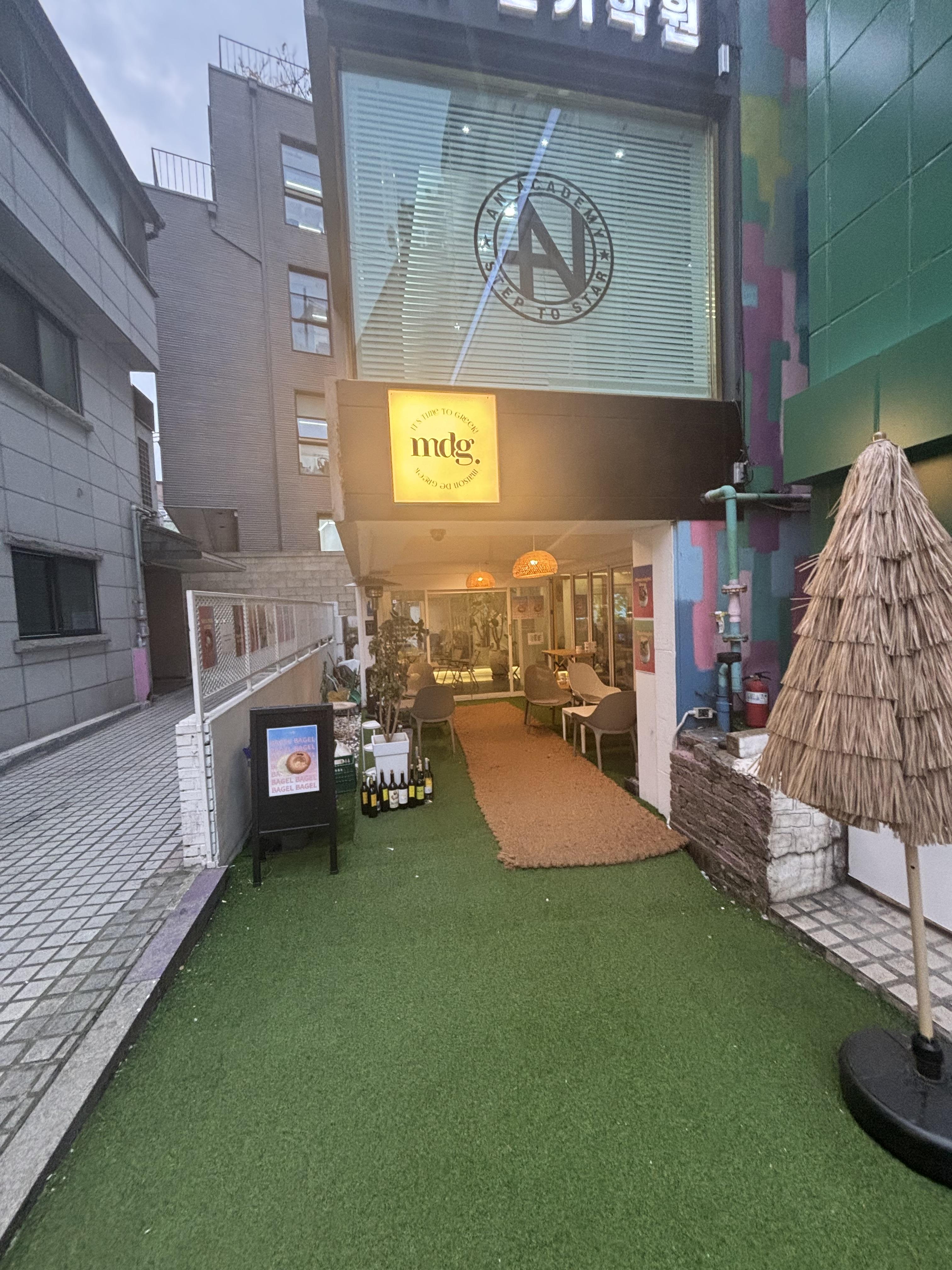 까페가로수길 이미지