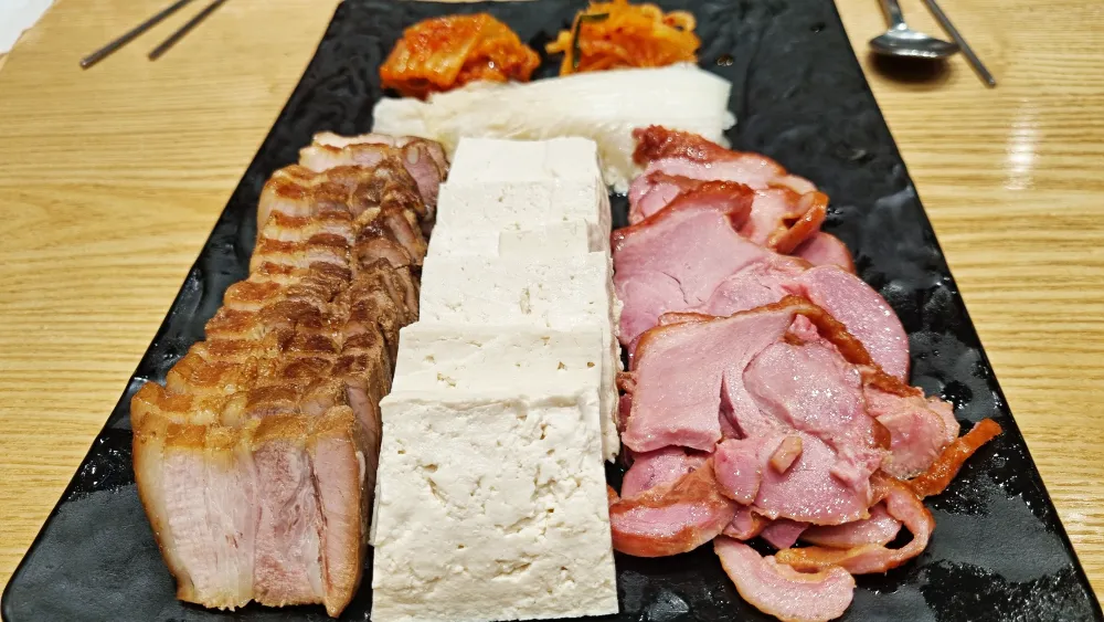안성-스타필드-만석장-보쌈-훈제오리-두부