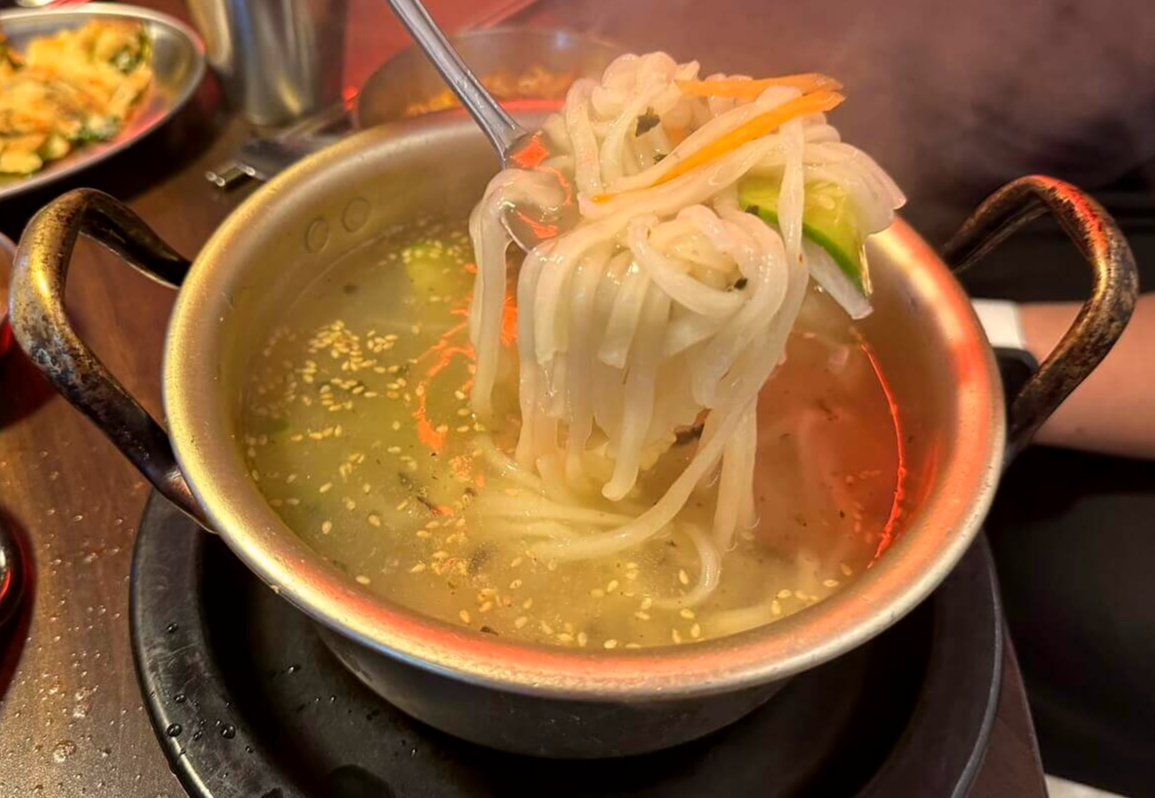 냄비 칼국수(6,000원)