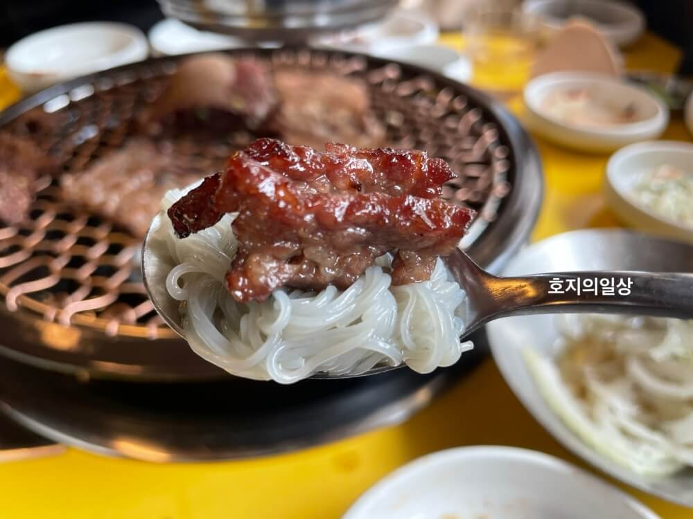 노란상 소갈비 본점 - 아이도 좋아하는 육쌈냉면