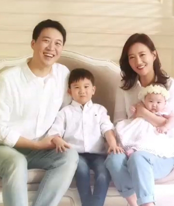  장윤정, 도경환에 대한 오해와 진실, 프로필, 장윤정 친족 재산탕진 논란이란?