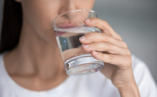  하루2L? 물먹는것에 대해 잘못 알려진 사실