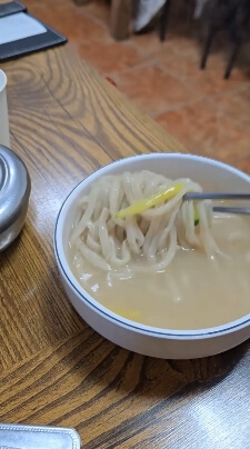 소금산출렁다리 입장료 맛집