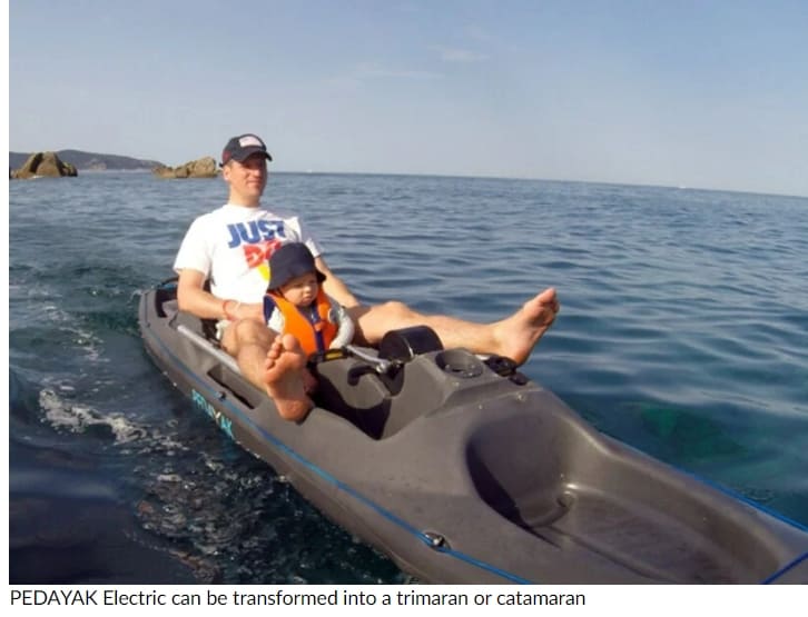 추진 시스템 있는 충전식 핸즈프리 카약 VIDEO: Rechargeable ‘PEDAYAK electric’ fuses kayak with paddle boat&#44; side float&#44; and trimaran