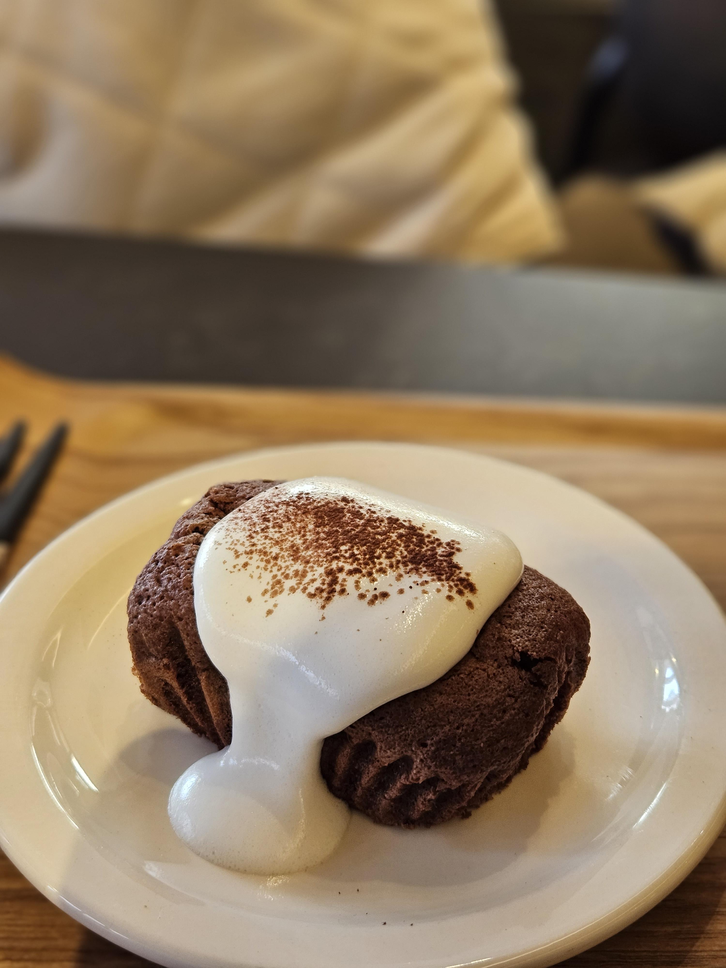 일산맛집_피콕그린_브라우니