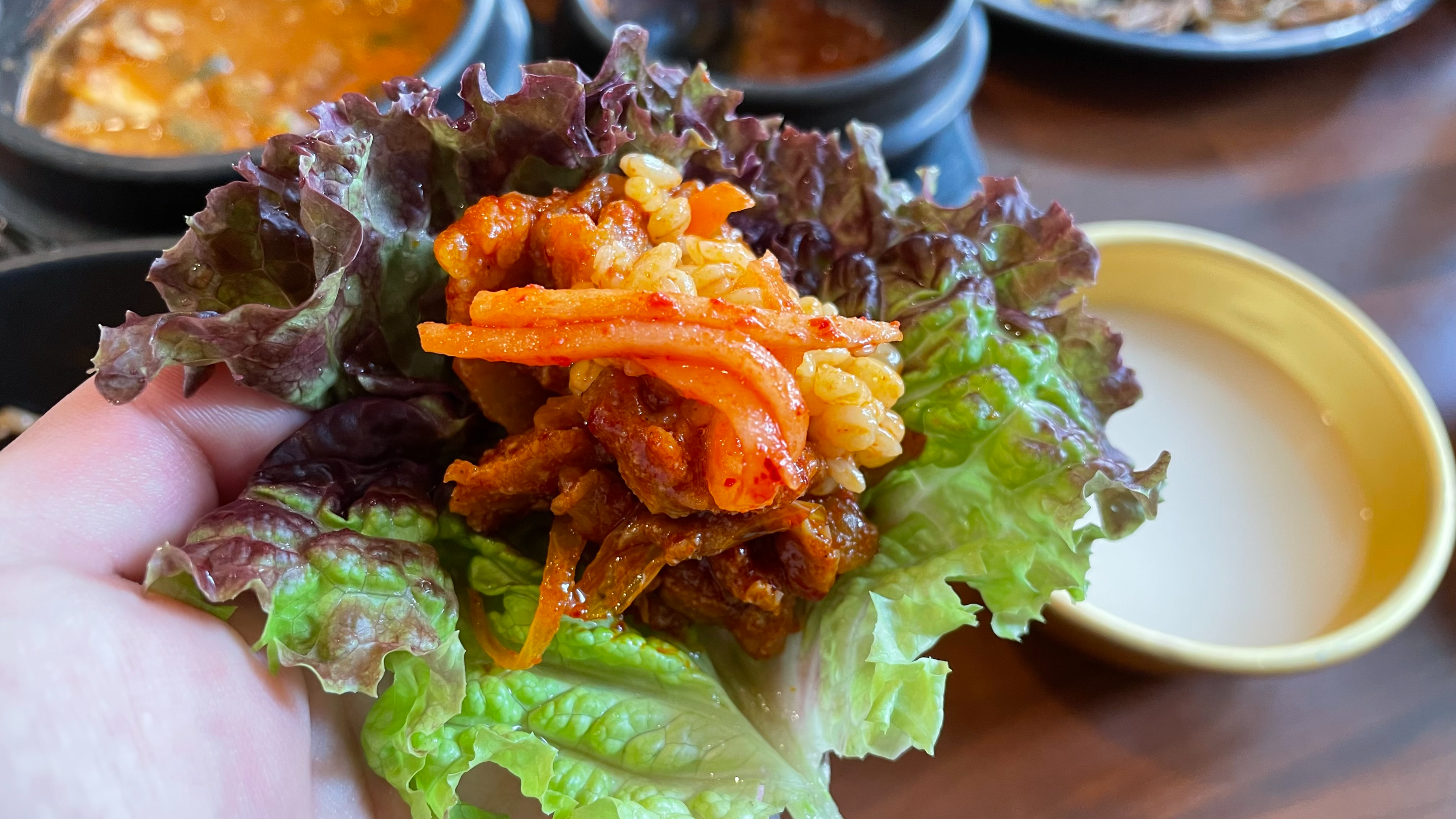 행복청국장 보리밥 제육쌈
