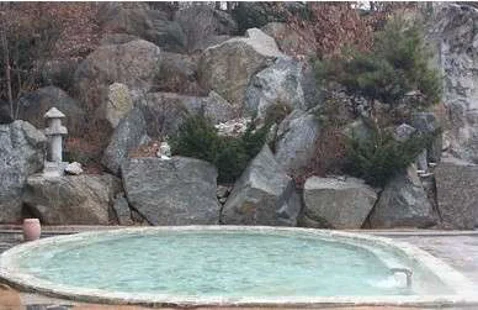 율암온천