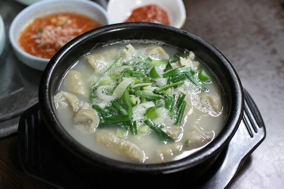 놀라운토요일 정릉 시장 두부 백순대 순대국 맛집 기차순대국