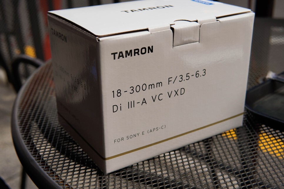  Tamron 18-300