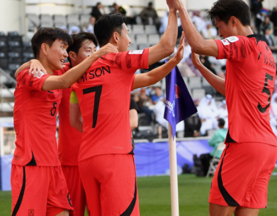 아시안컵 대한민국 바레인 경기 황인범 손흥민