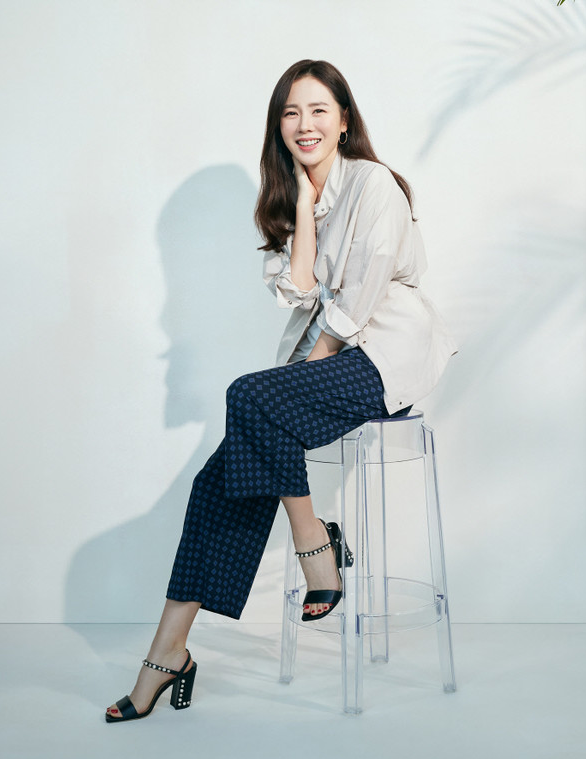 손예진 화보