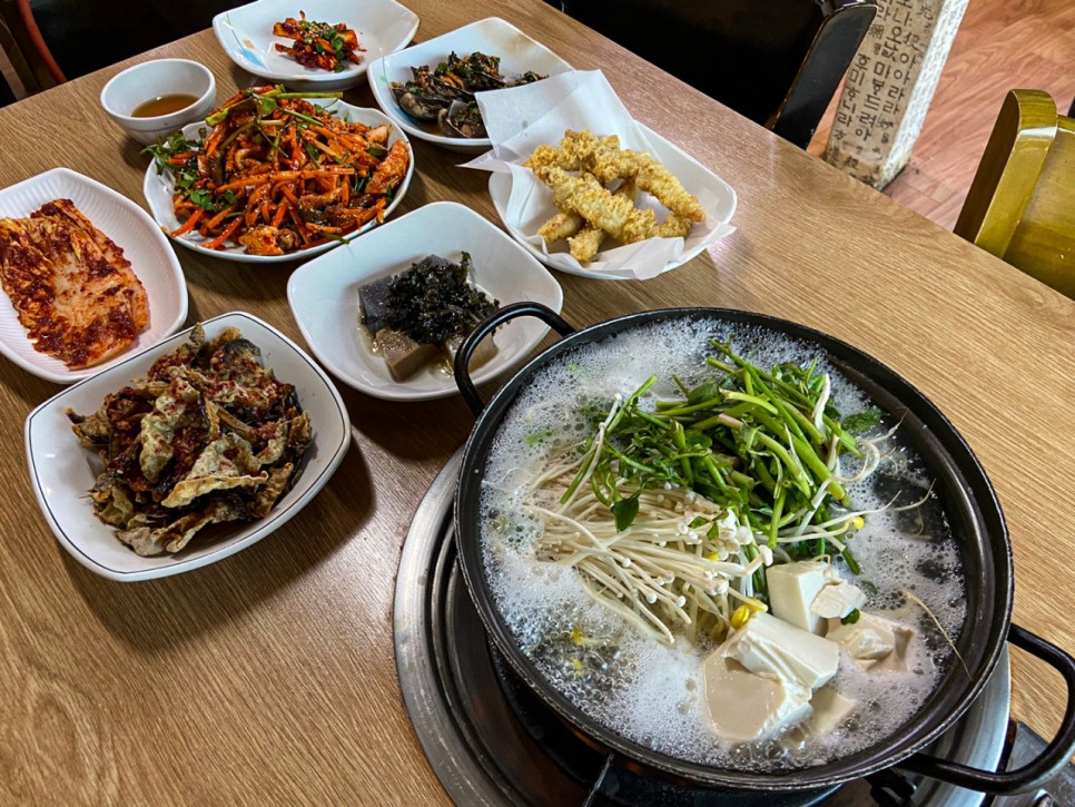 복어칼국수 이미지