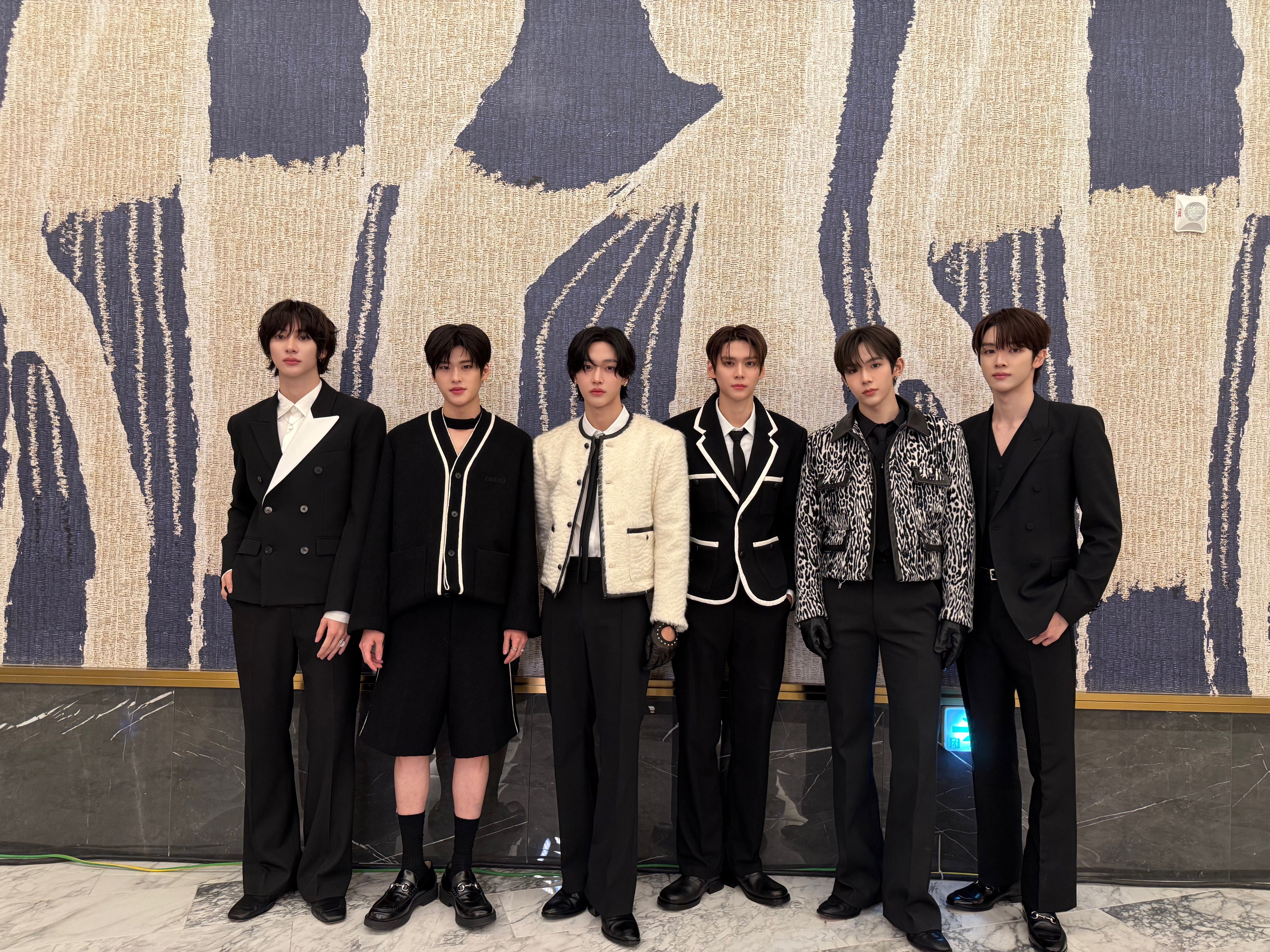 20241130멜뮤레카트위터공계가족사진