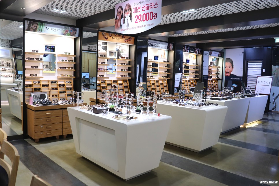 다비치 블루라이트차단 맞추러 방문한 24