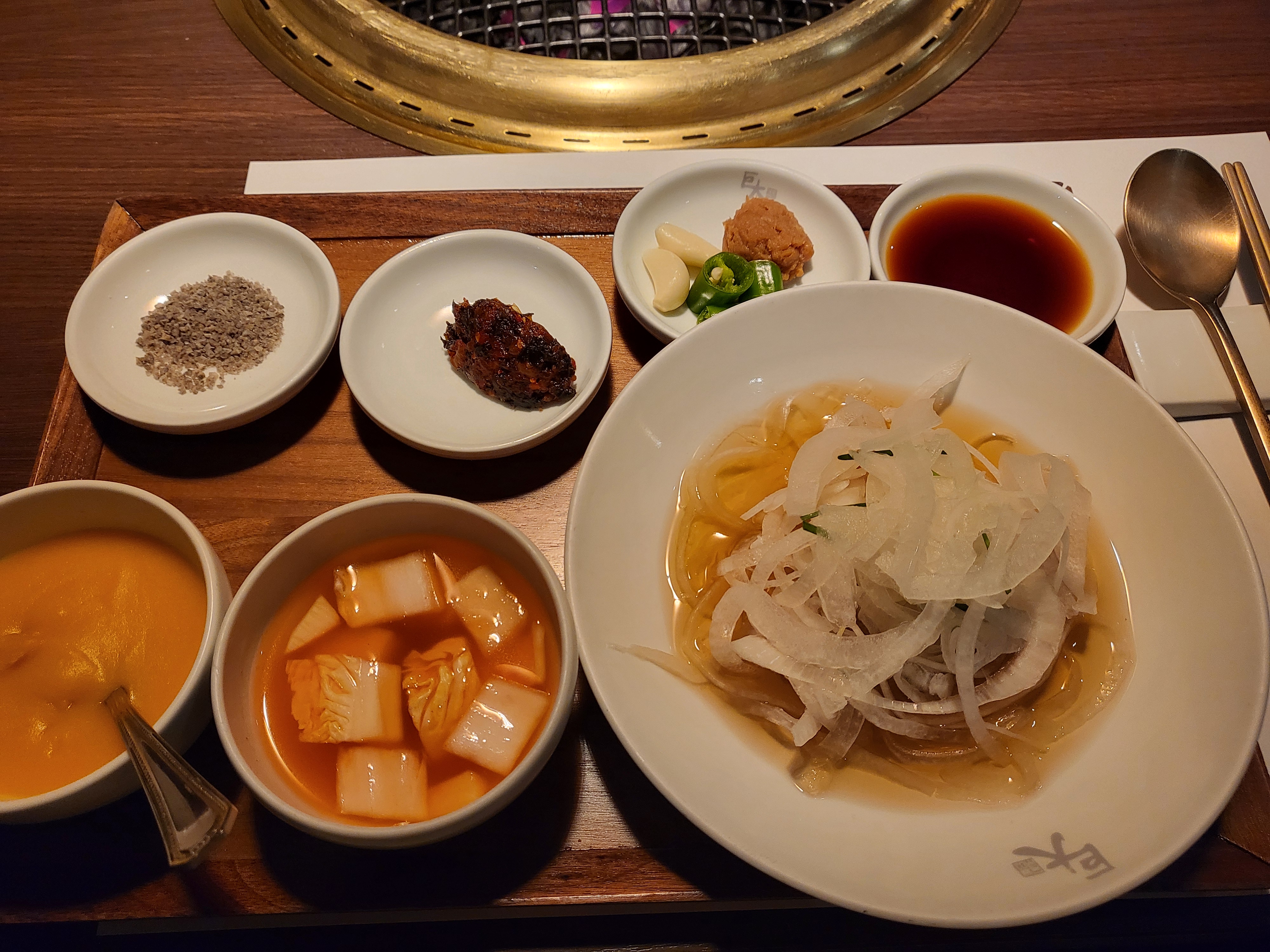 거대숯불구이 이미지