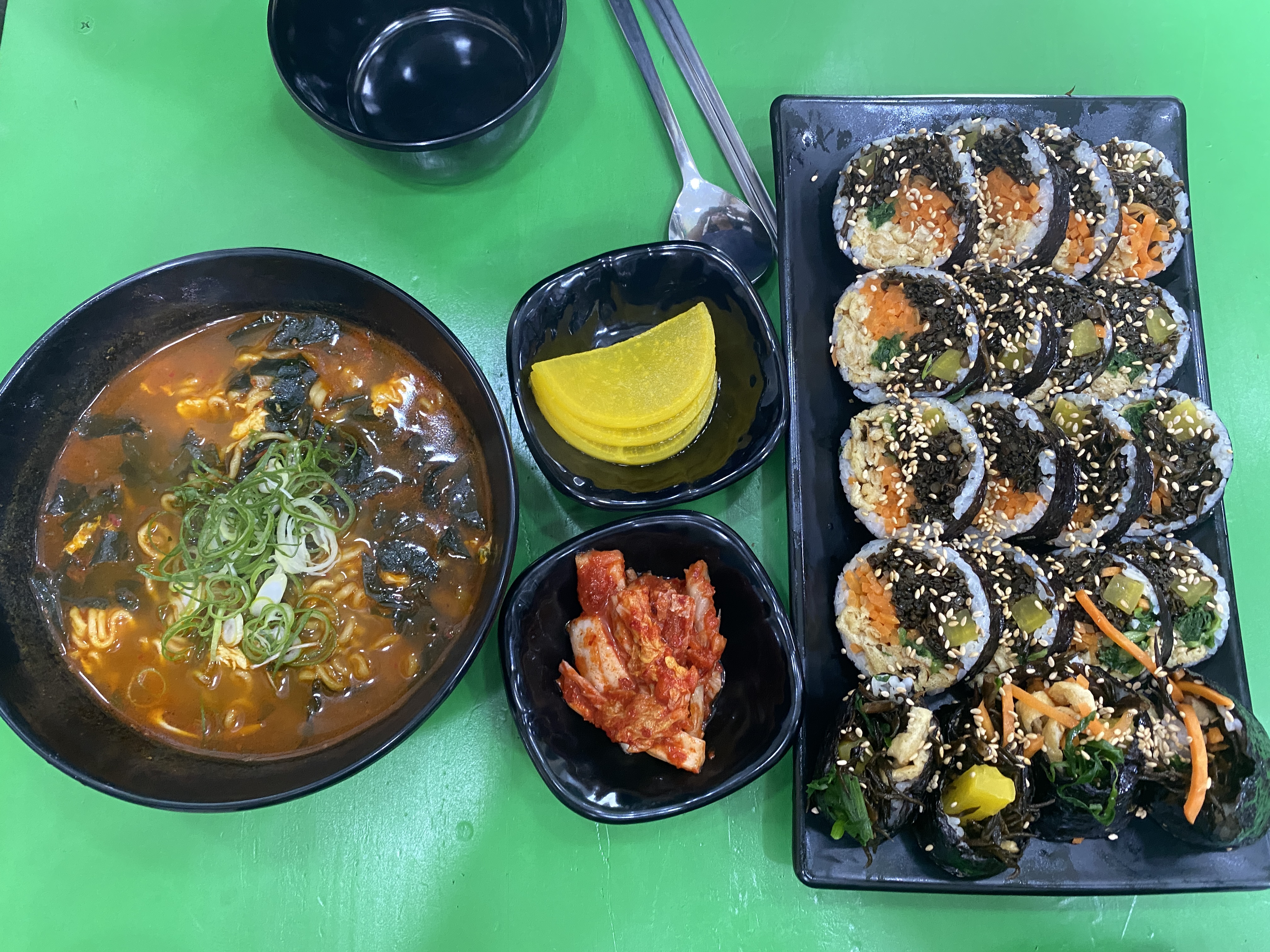  거제 유명 맛집 백종원의골목식당 거미새라면 톳김밥 쌤김밥주차 톳김밥가격 번호표 쌤김밥