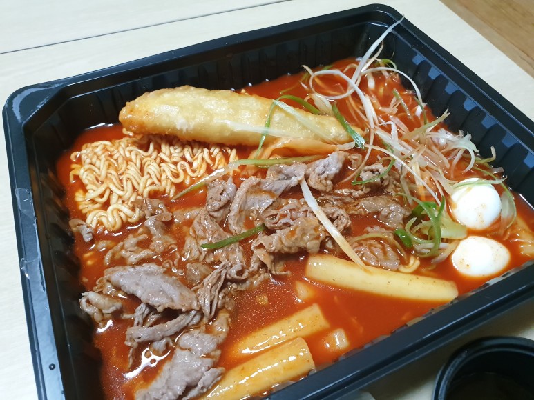 3가지 메뉴를 먹어보았습니다. 청년다방떡볶이 24