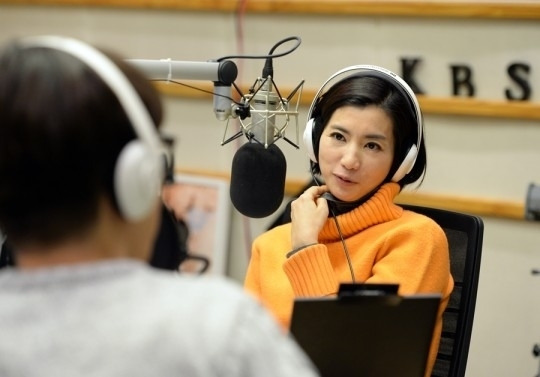 황정민 아나운서