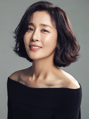문정희 (더 에이트 쇼 출연진 : 문정 역)