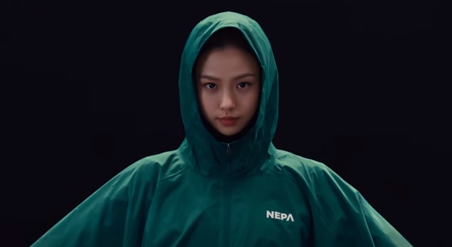  고민시 네파NEPA 비현실적인 미래 CF 영상