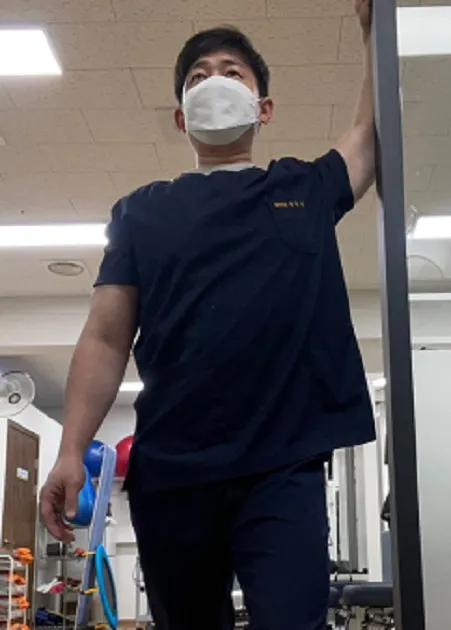 가슴근스트레칭2