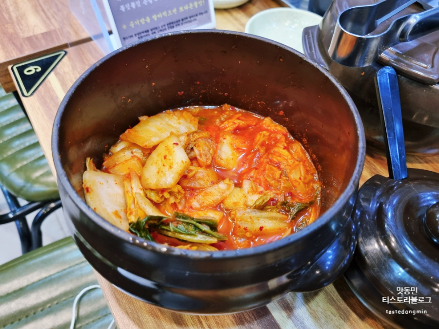 마약칼국수 신김치