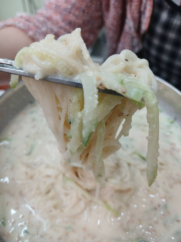 콩국수 한젓가락