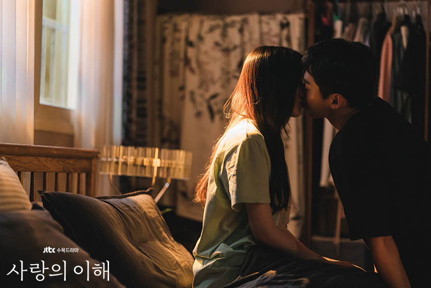 '์ฌ๋์ ์ดํด' ๋๋ผ๋ง ์คํธ์ปท
