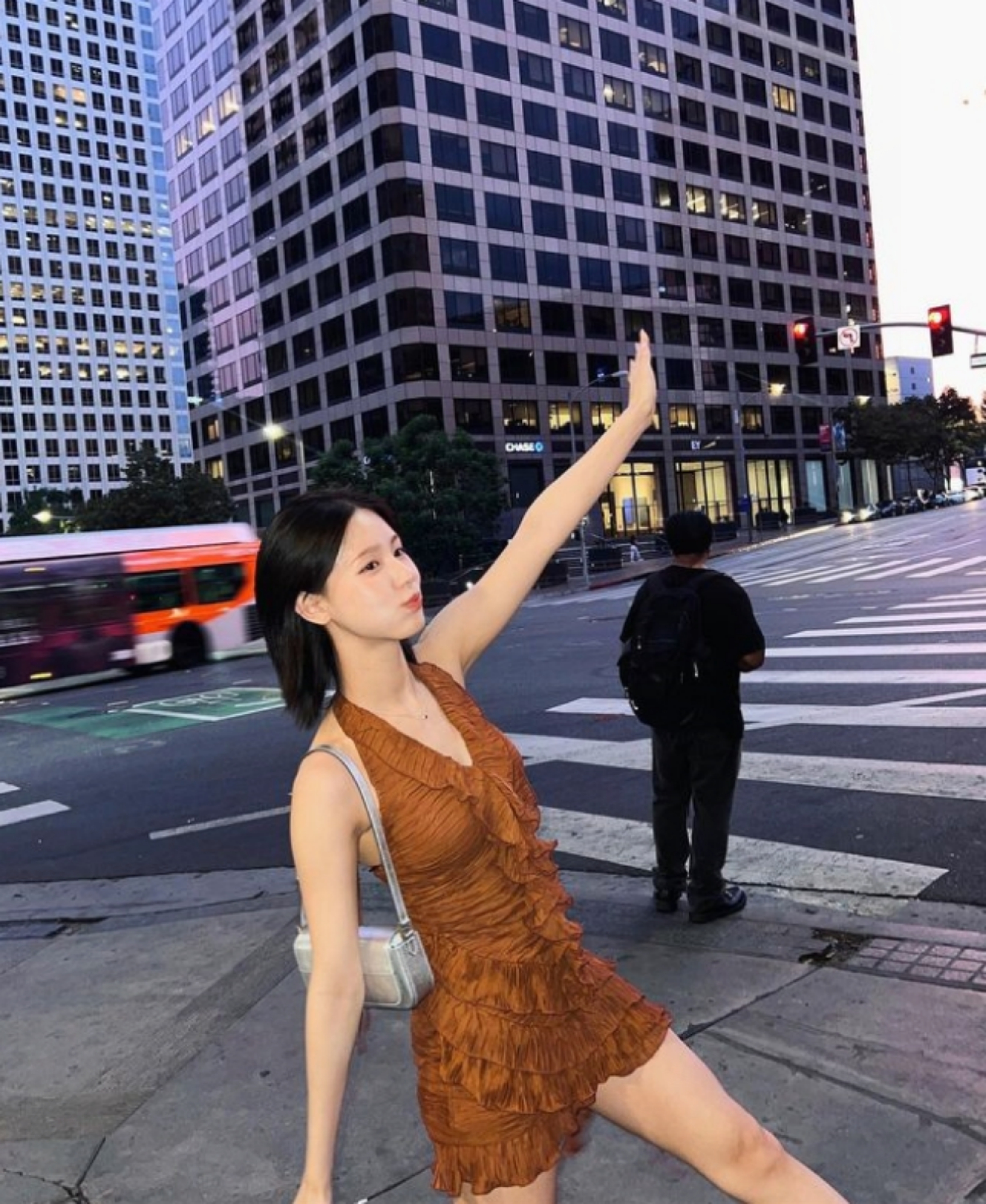  여자아이들 미연 민소매 원피스 단발 스타일 내가 바로 퀸카