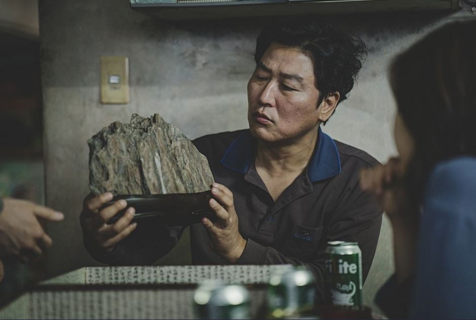  현실판 기생충 사건