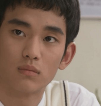 김수현 프로필,나이,키,몸무게,작품활동 - 연기스타일 김수현 프로필,나이,키,몸무게,작품활동 - 연기스타일