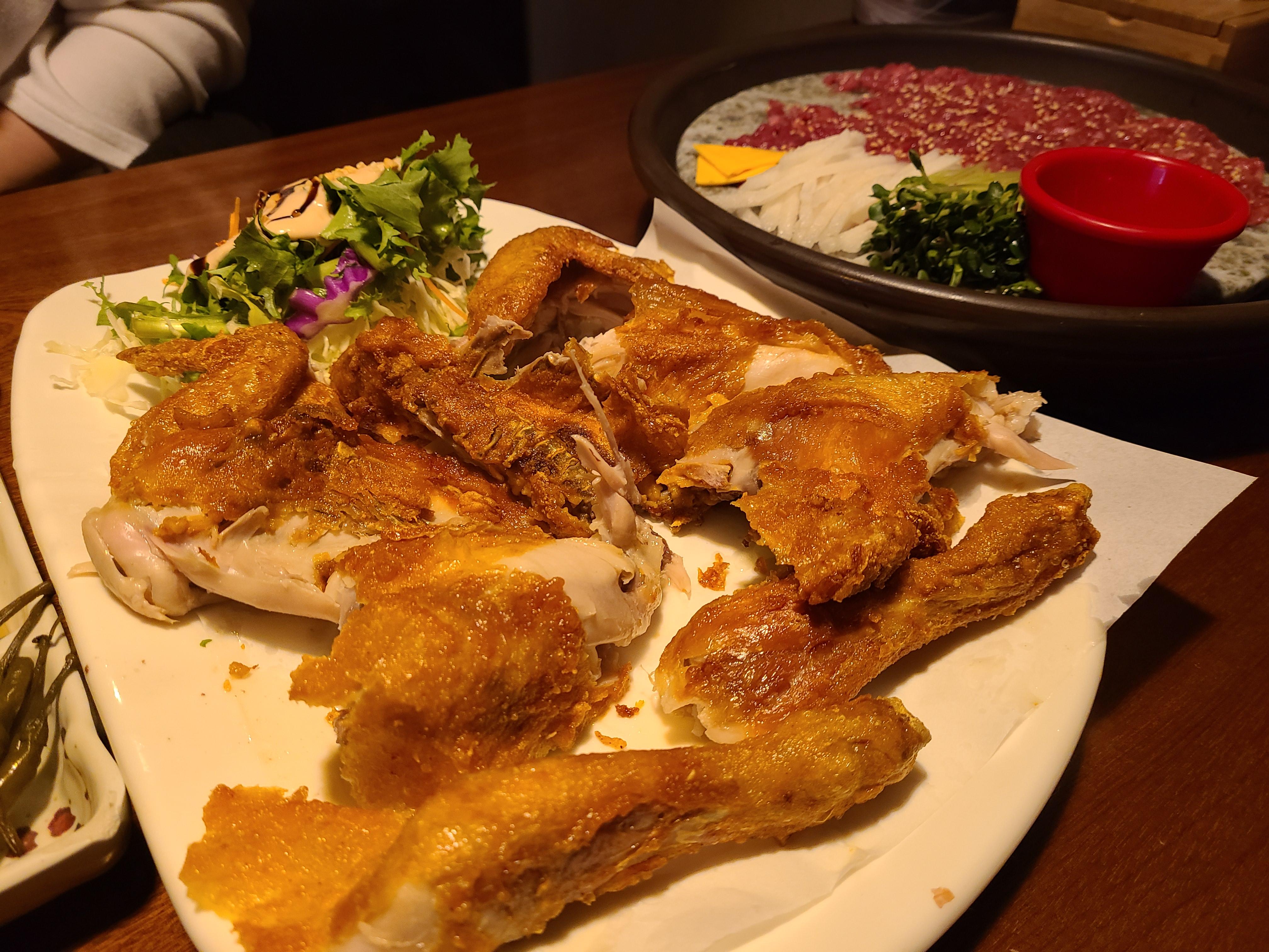 [신중동역 맛집] 맛있는거 + 맛있는거 = ? - 육회한 통닭