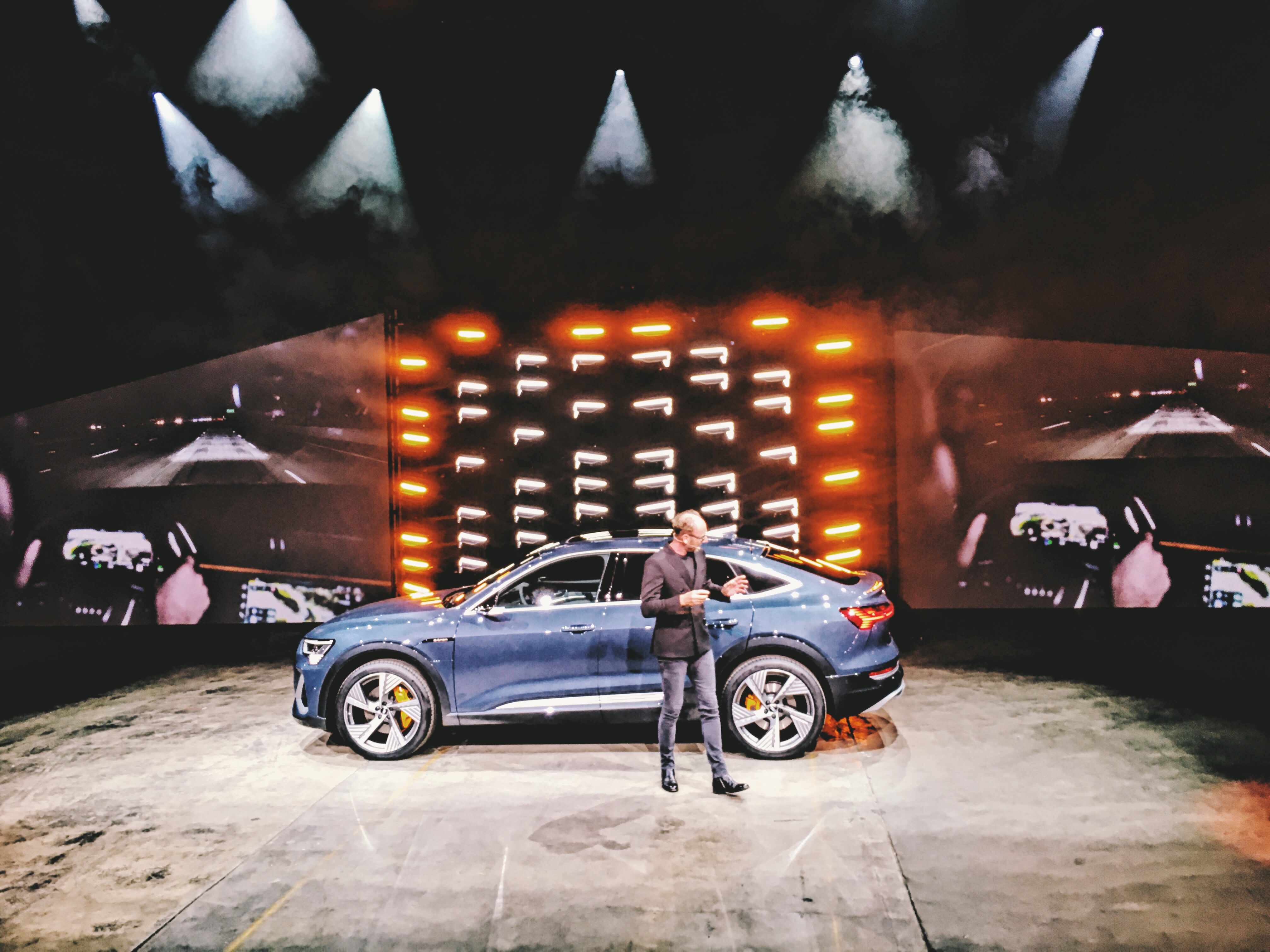 익숙하면서 신선한, 아우디 e-트론 : 네이버 블로그