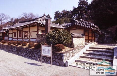 청주 목은영당