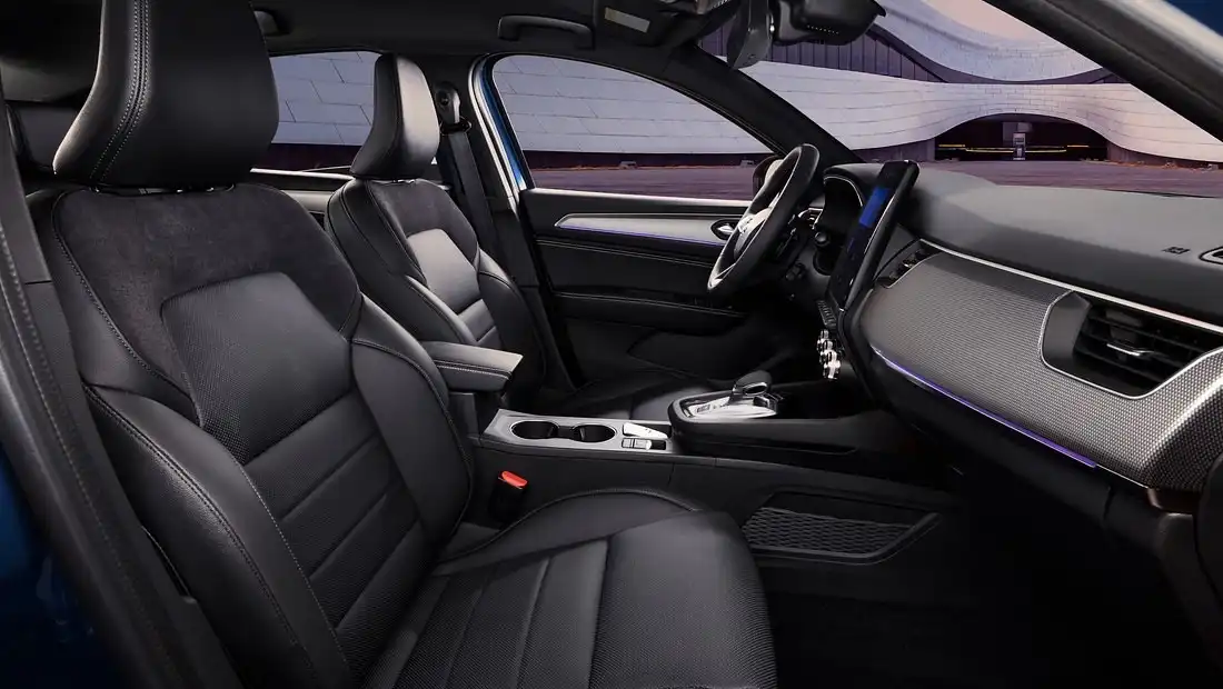 르노 XM3 이테크 하이브리드 SUV 옵션 가격 실구매가 모의견적 제원 옵션 카탈로그 가격표 디자인 실내 트렁크 색상 총정리