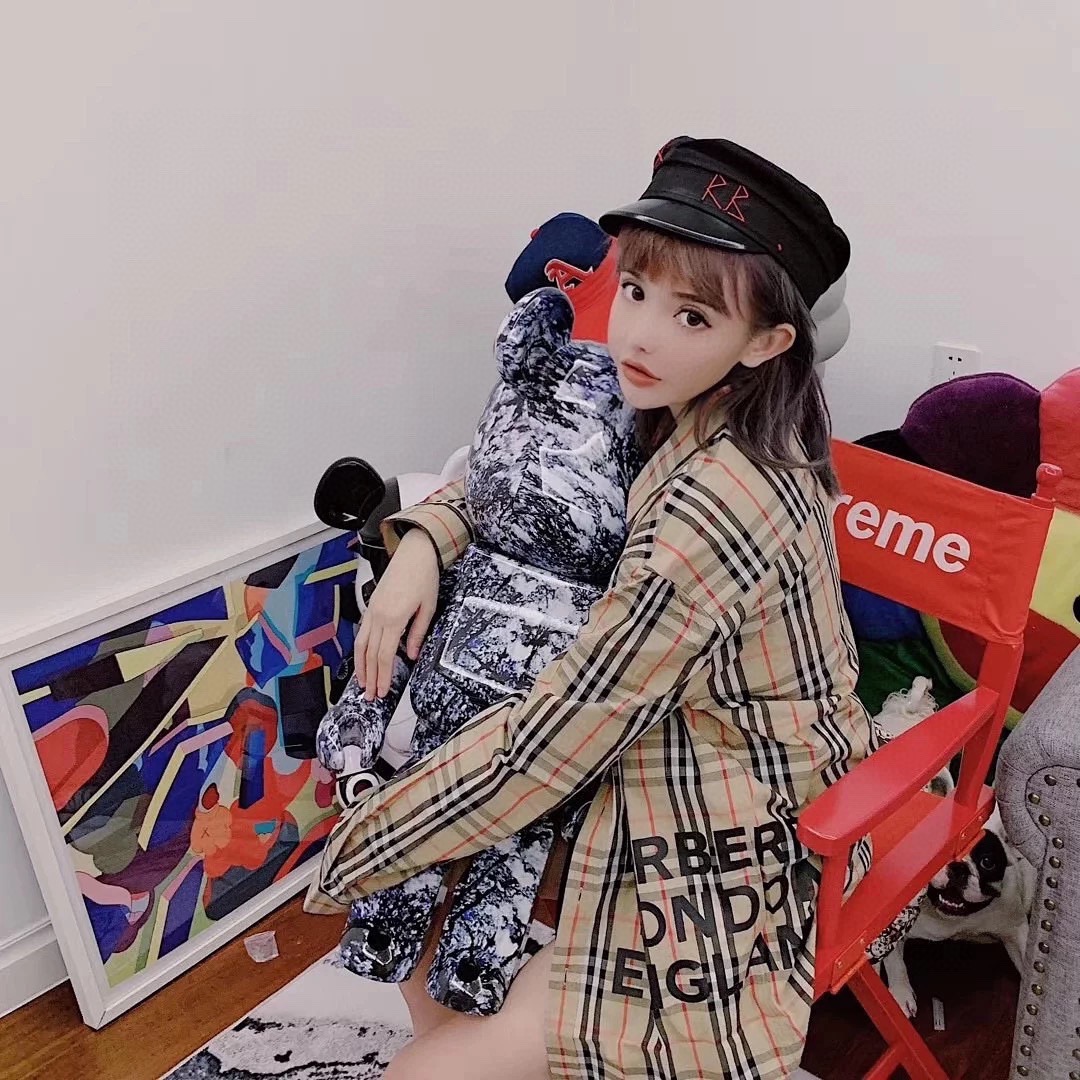  [BURBERRY] 버버리 로고 프린트 체크 오버사이즈 셔츠 8017567