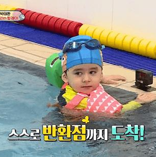  슈퍼맨이 돌아왔다 벤틀리, 박태환, 윌리엄, 샘 해밍턴 마스크 기부