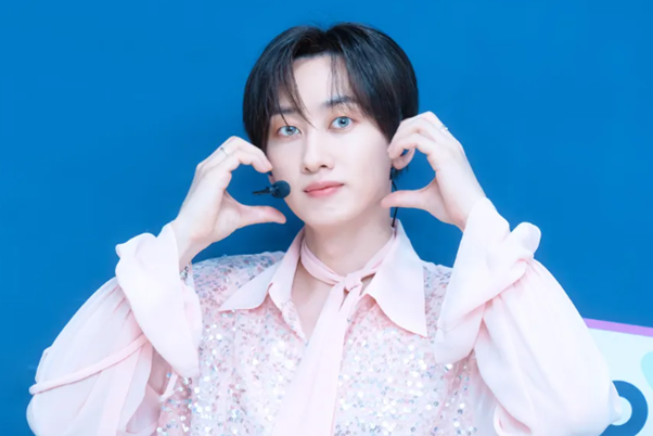 이번에 무려 20년만에 솔로 데뷔를 한 아이돌 | 인스티즈